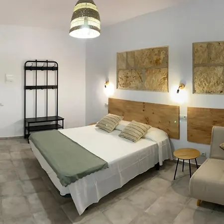 Residencia Alma בית הארחה 2*